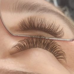 Lindsay's Lashes & More
