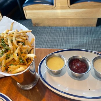 Hudson House - Truffle fries - American Near Me - Dallas, Texas Hudson House - Truffle fries - American Near Me - Dallas, Texas