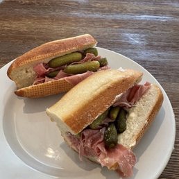 Montagnard Sandwich Montagnard Sandwich