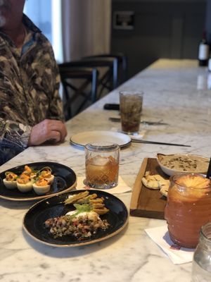 Elm Street Cask & Kitchen by null
