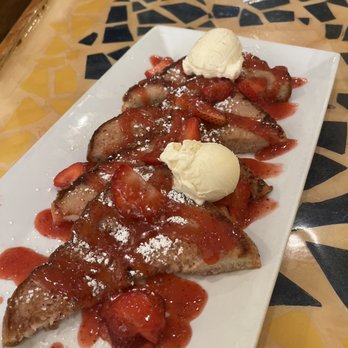 Batter & Berries - @Strawberry French Toast - Breakfast & Brunch Near Me - Chicago, Illinois Batter & Berries - @Strawberry French Toast - Breakfast & Brunch Near Me - Chicago, Illinois