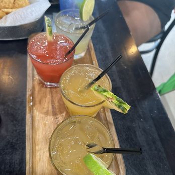 Mariscos La Sirena - Margarita flight - Mexican Near Me - Crestwood, Illinois