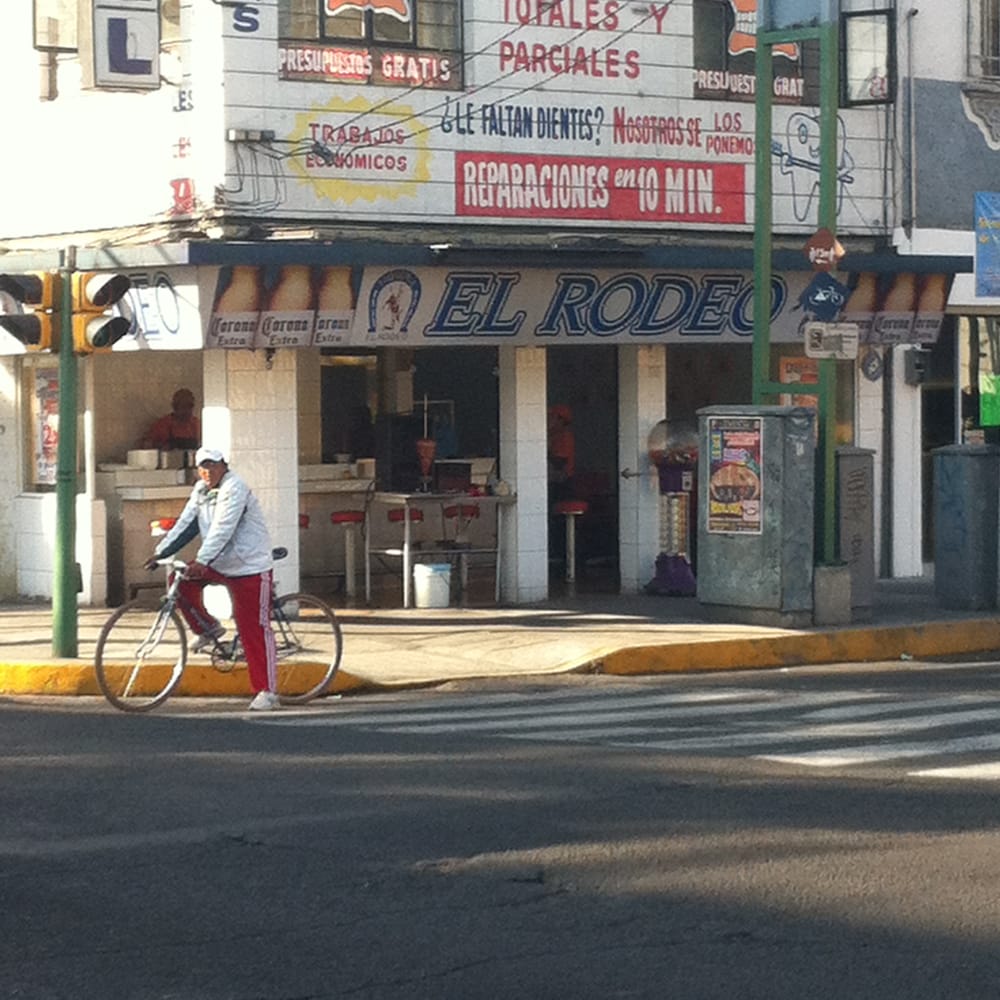 Taquería El Rodeo
