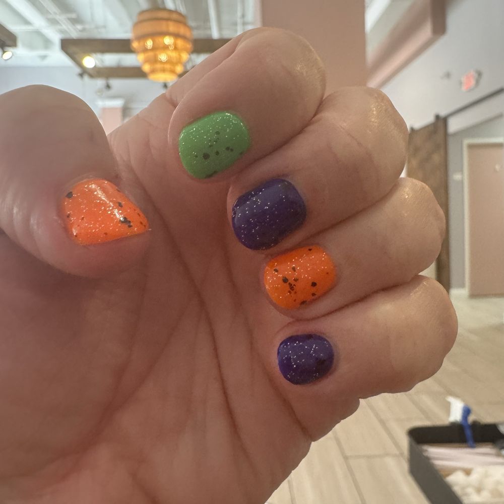 Polish Room Nail Bar - Halloween nails - Nail Salons Near Me - St. Louis, Missouri Polish Room Nail Bar - Halloween nails - Nail Salons Near Me - St. Louis, Missouri