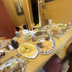 Don Julio Restaurant & Chifa Men Wha - Our family meal