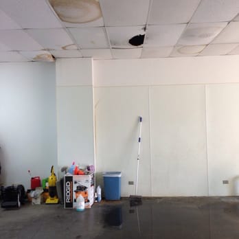 Avis Rent A Car - Water pouring down in the garage. Discoloration on the ceiling. - Car Rental Near Me - Saint Charles, Illinois Avis Rent A Car - Water pouring down in the garage. Discoloration on the ceiling. - Car Rental Near Me - Saint Charles, Illinois