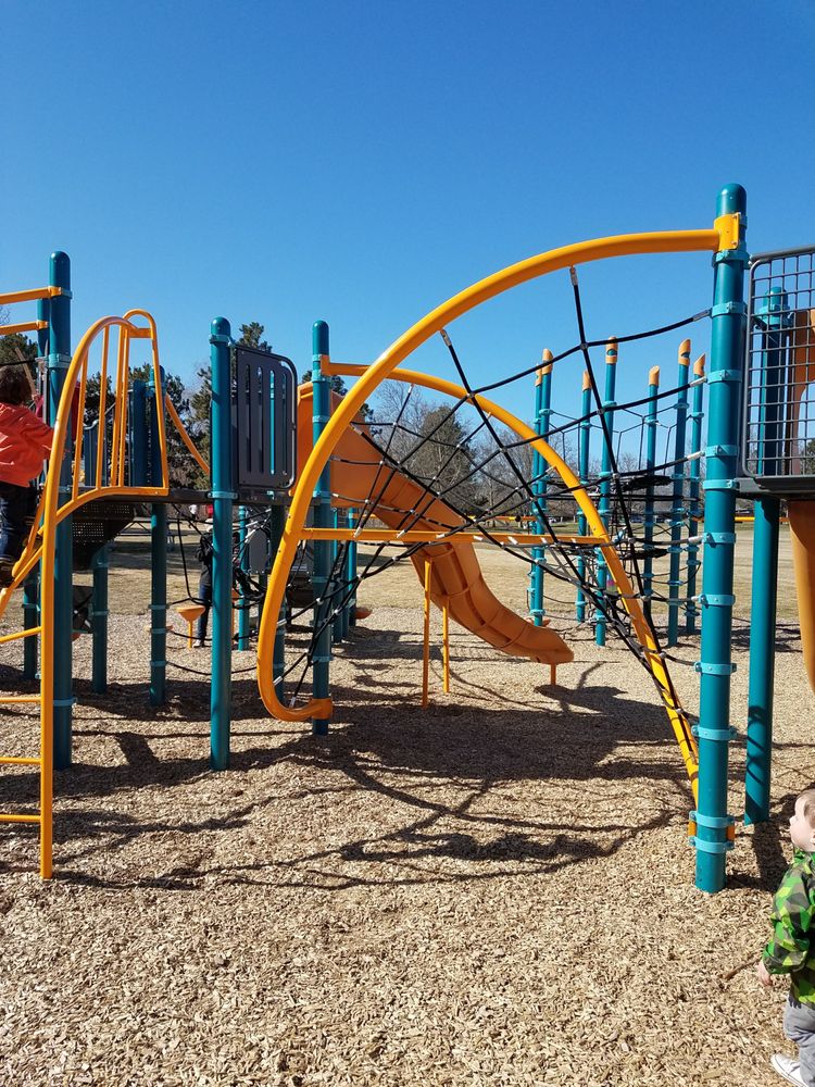 RANDALL PARK Updated September 2024 19 Photos 1399 S 48th Ave