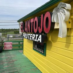 El Antojo - Outside front of shop