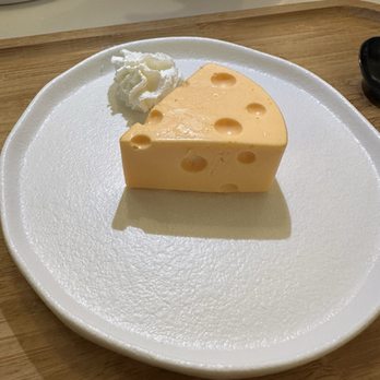 Kyo Matcha - Mango Matcha Cheese Mousse Cake - Desserts Near Me - Falls Church, Virginia Kyo Matcha - Mango Matcha Cheese Mousse Cake - Desserts Near Me - Falls Church, Virginia