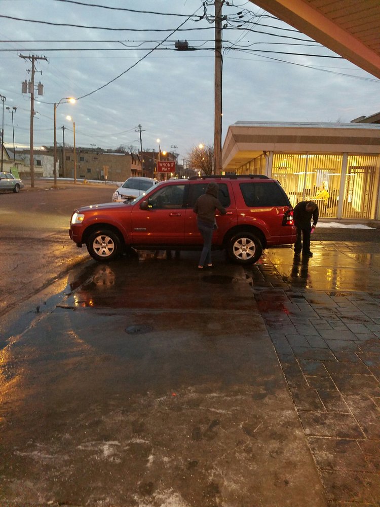 PEKIN DOWNTOWN CAR WASH Updated October 2024 211 N Capitol St