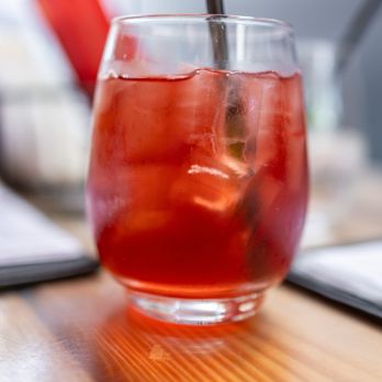 Craft Roots - Hibiscus Elderberry Tea - Unsweetened ($3) - Bars Near Me - Morgan Hill, California