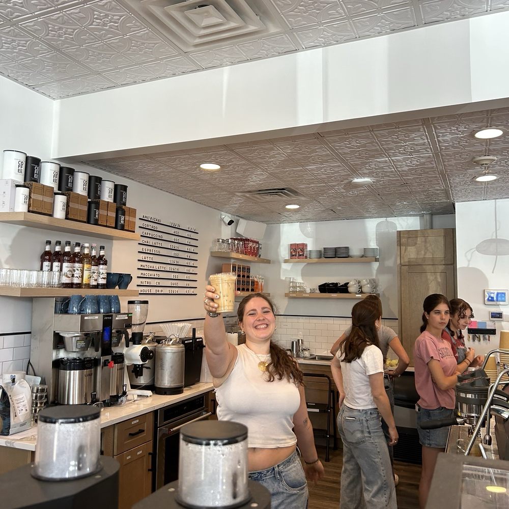 Double Cup Coffee - Bakeries Near Me - Highland Park, Illinois