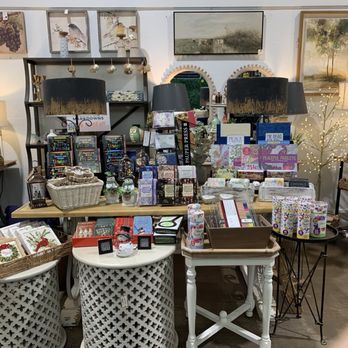 Painted Tree Boutique - Women's Clothing Near Me - Murfreesboro, Tennessee