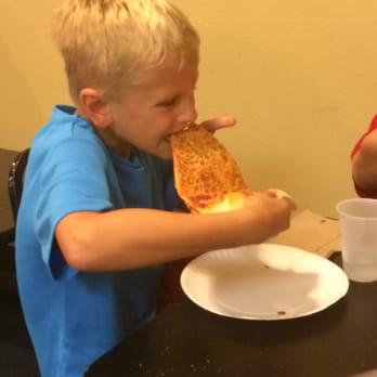 Hoboken Pie - Kids love the huge slices. - Pizza Near Me - Austin, Texas Hoboken Pie - Kids love the huge slices. - Pizza Near Me - Austin, Texas