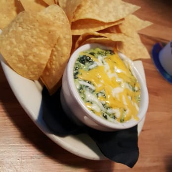 Backporch Drafthouse - Spinach artichoke dip was hot and tasted amazing. - American Near Me - Lawton, Oklahoma