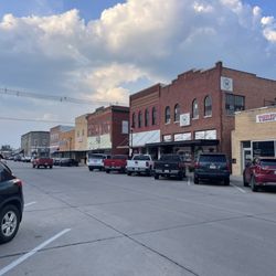 Meridian Tap House - Outside view of block