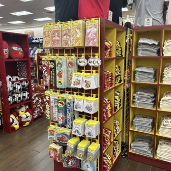 Buc-ees - Gas Stations Near Me - Auburn, Alabama