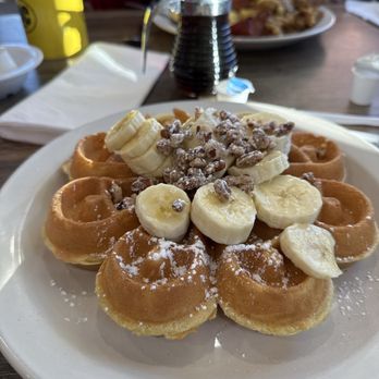 Pop's Diner Co. - Diners Near Me - Virginia Beach, Virginia