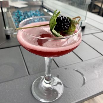 River & Post - Bourbon & Berries - Lounges Near Me - Jacksonville, Florida River & Post - Bourbon & Berries - Lounges Near Me - Jacksonville, Florida