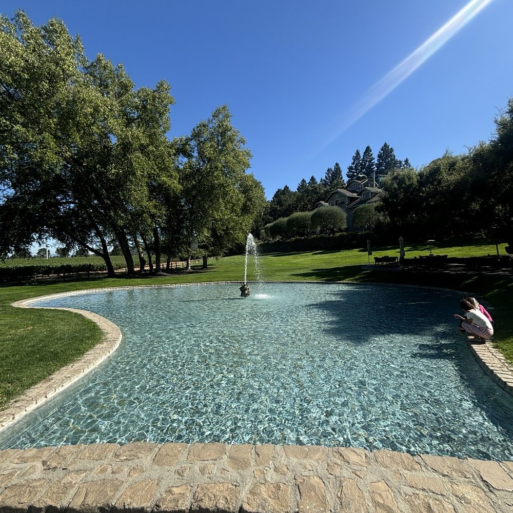 Far Niente - Grounds to walk around after or before tour - Wineries Near Me - Oakville, California