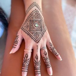 Stellar Body Art Palm Beach - Henna West Palm Beach