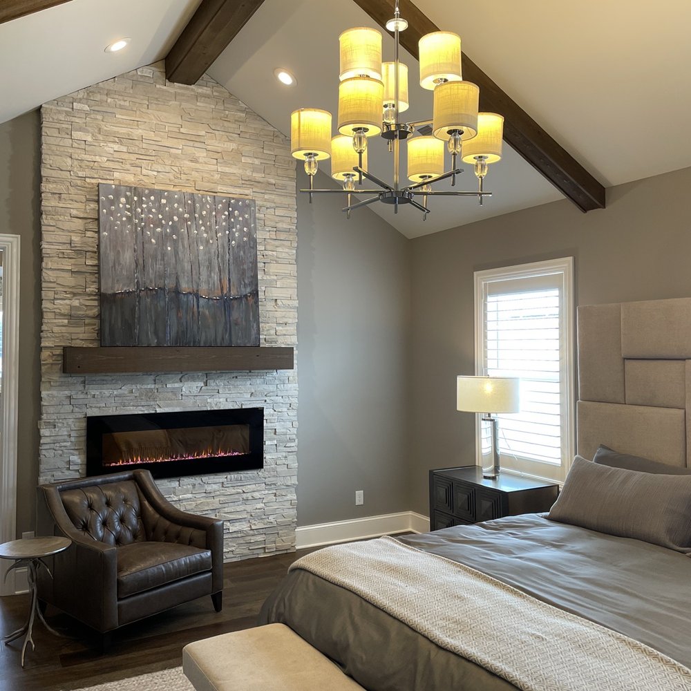 Bob Webb Homes - master bedroom with fireplace - General Contractors Near Me - Lewis Center, Ohio Bob Webb Homes - master bedroom with fireplace - General Contractors Near Me - Lewis Center, Ohio