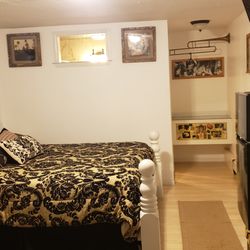 The Buzzards Nest - Room 122