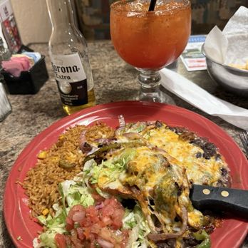 El Rancho Restaurant - Smothered chicken breast on the senior menu pretty tasty - Mexican Near Me - Payson, Arizona
