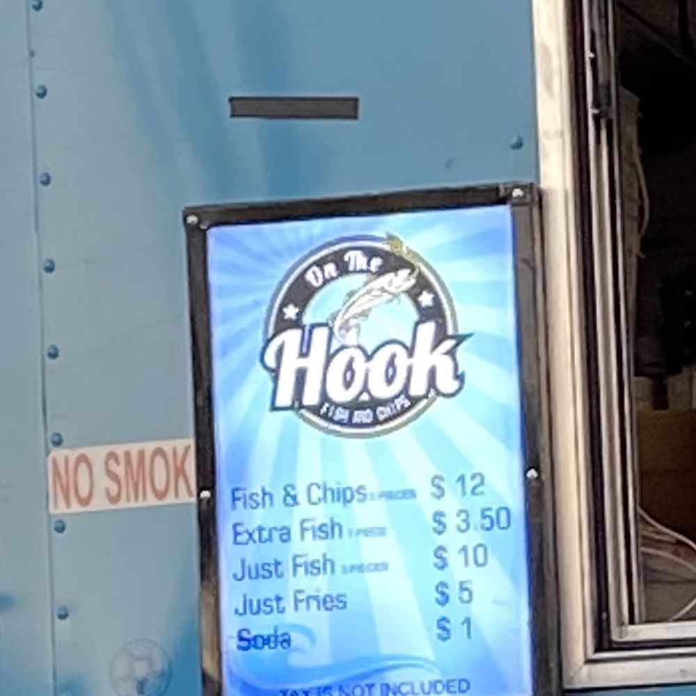 On the Hook - a blue food truck - Food Trucks Near Me On the Hook - a blue food truck - Food Trucks Near Me