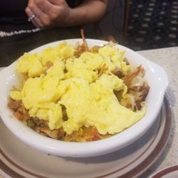 Bravo Cafe - Everything Skillet