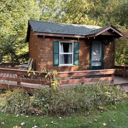 Northland Outfitters - Deluxe cabin