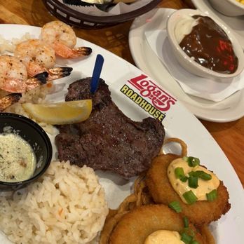 Logan's Roadhouse - Steakhouses Near Me - Owasso, Oklahoma