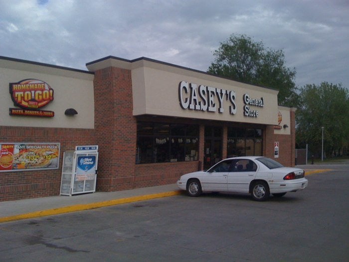 CASEY’S Updated August 2024 615 Jefferson St, Vermillion, South