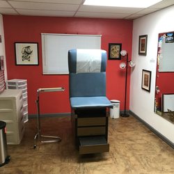 Lucky 13 Tattoos and Body Piercing - Private piercing rooms