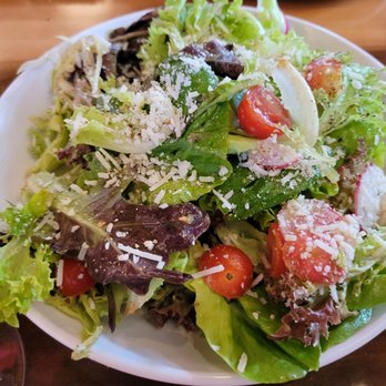 Fete - Fete Salad - New American Near Me - Honolulu, Hawaii Fete - Fete Salad - New American Near Me - Honolulu, Hawaii