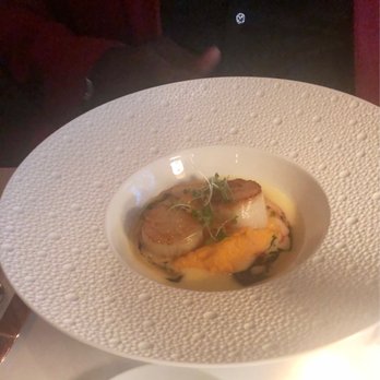 Charleston - Pan-Roasted Sea Scallops - New American Near Me - Baltimore, Maryland