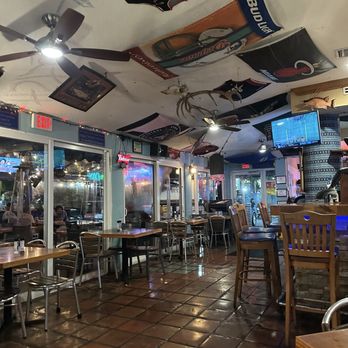 Catch Of The Day - Inside - Seafood Near Me - Miami, Florida Catch Of The Day - Inside - Seafood Near Me - Miami, Florida