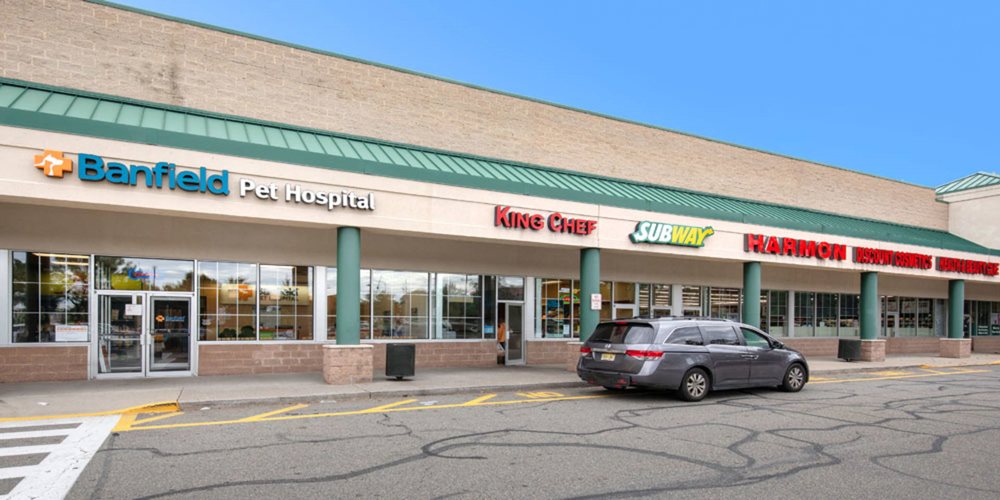 CARLSTADT COMMONS Updated August 2024 675 Paterson Ave, Carlstadt