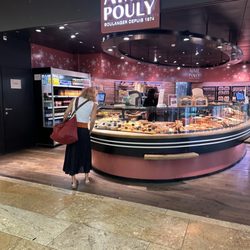 Pouly - Tea Room