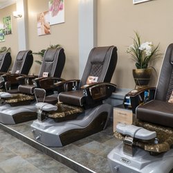 The Nails Shop 5 - Message Chairs