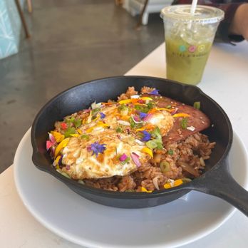 Bites & Bashes Cafe - Cafes Near Me - Lomita, California