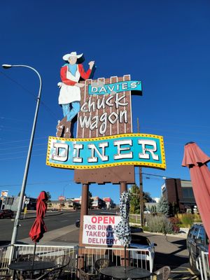 Davies' Chuck Wagon Diner by null