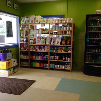 Machipongo Trading Company - Really cool assortment of candy, snacks, beer, and pet supplies, including crab salsa! - Coffee & Tea Near Me - Machipongo, Virginia