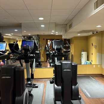 The Bostonian Hotel Boston - Fitness room 2nd floor - Hotels Near Me - Boston, Massachusetts