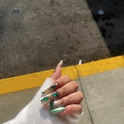 Organic Nails