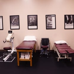 Evergreen Physical Therapy - Treatment area