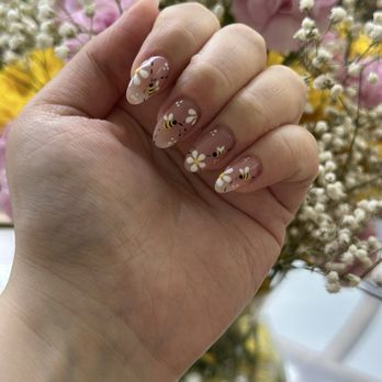 Aesthetics Nail Spa - Nail Salons Near Me - Olympia, Washington