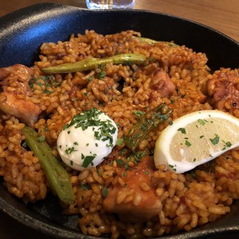 Bayfare Social - Chicken paella - Seafood Near Me - Hong Kong, HK