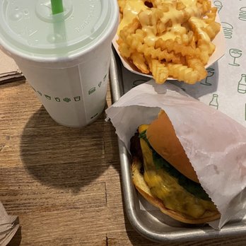 Shake Shack River North - Cheeseburger with Cheese Fries - Burgers Near Me - Chicago, Illinois Shake Shack River North - Cheeseburger with Cheese Fries - Burgers Near Me - Chicago, Illinois