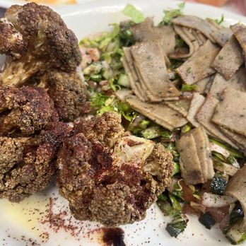 Zaky Zayn - Gyro Bowl substituted cauliflower for rice - Mediterranean Near Me - Coppell, Texas Zaky Zayn - Gyro Bowl substituted cauliflower for rice - Mediterranean Near Me - Coppell, Texas